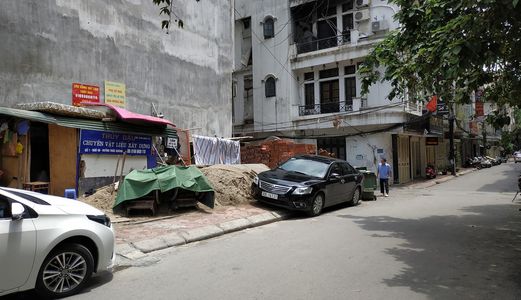 Bán Đất Mặt Phố Huỳnh Thúc Kháng Đẹp Nhất Quận Đống Đa, 2 Mặt Tiền, 80M2 Giá Chỉ 35 Tỷ
