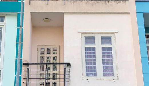 Phá Sản!!! Thanh Lý Nhà 2 Lầu, 1 Trệt 240M2 Nguyễn Thị Sóc, Hóc Môn 4,2 Tỷ, Lh: 01626221551