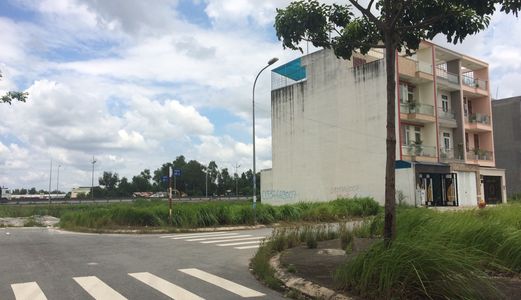 Còn Duy Nhất 1 Lô Góc 2 Mt Đường Lớn Trong Kdc Lê Minh Xuân Bình Chánh Chỉ Với Giá 1,2Tỷ