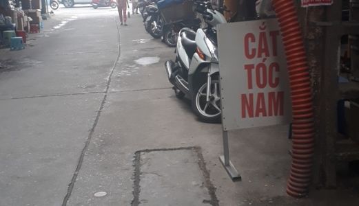 Ngõ Ôtô - Gần Phố  - Kinh Doanh - Giá Rẻ Căn Nhà Ngõ 575 Kim Mã  Dt 43M2: 4 Tầng, Mt 3.3M, Giá 5 Tỷ