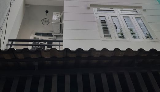 Hot! Nhà Xinh Phú Nhuận Giáp Q.3, Lê Văn Sỹ, 122M2, Giá: 5.6 Tỷ