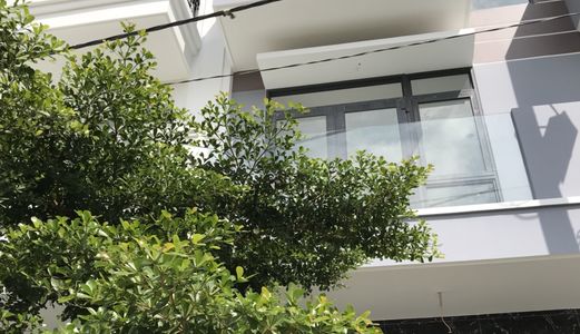 Bán Nhanh Nhà Đẹp Mới Xây Khu Sài Gòn Mới . Dt 4X12.5M. 1Tr,2L,st . Giá 3.8 Tỷ .