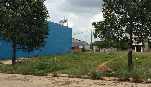 Gia Đình Tôi Cần Bán Gấp 300M2 Đất Thổ Trong Đô Thị Bình Dương, 670 Triệu, Sổ Hồng