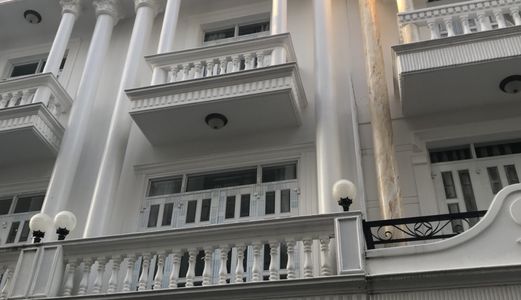 Bán Nhanh Nhà Khu Hoàng Quốc Việt, Diện Tích 4.2X12M, 1 Trệt, 2 Lầu, Sân Thượng. Đường Nhựa 8M!