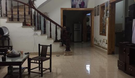 Bán Gấp Nhà Giang Biên Còn Rất Mới.dt 73,5M2 Thiết Kế Kiểu Biệt Thự. Lh 01649722248