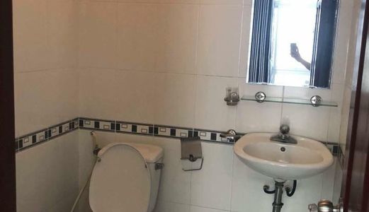 6 Tầng, Phố Quan Nhân, 50M Ô Tô Tránh, Giá 3.25 Tỷ. Lh 0976425115