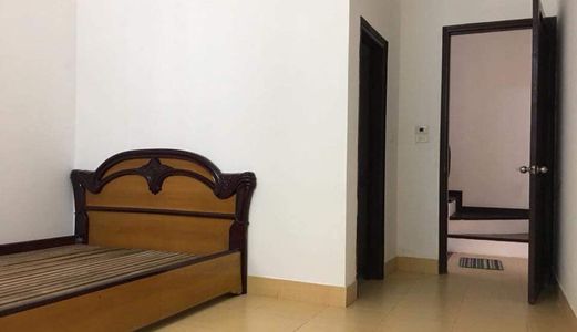 Nhà Hoàng Ngọc Phách, Đống Đa Lô Góc 3 Thoáng, Ngõ Ô Tô