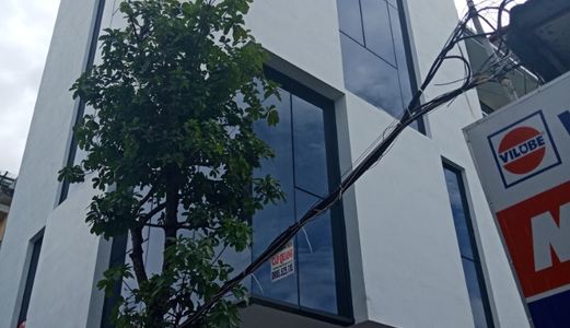 Cho Thuê Mặt Phố Duy Tân, Cầu Giấy, Diện Tích 75M*5 Tầng, MT 7M, Ô Tô Đỗ Thoải Mái, Giá 53 Triệu/Tháng