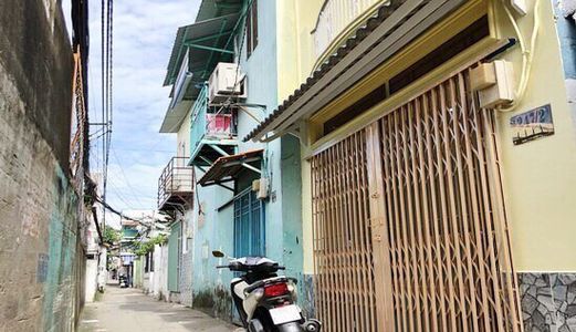 Bán Nhanh Nhà Sổ hồng riêng Mặt Tiền Hẻm 1247 Huỳnh Tấn Phát. Diện tích 4X4M. 1 Trệt, 1 Lầu. Giá 1.4 Tỷ