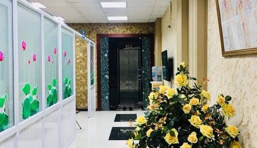 Siêu Phẩm Hoàng Văn Thái, 7 Tầng Thang Máy Xịn, Gara, Ô Tô Tránh, Phòng Khám, Văn Phòng...