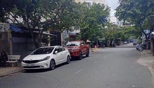 Bán Nhanh Nhà Đường Số, P. Tân Quy, Diện Tích 4X18M, 1 Trệt, 1 Lửng, 1 Lầu. Giá 8.2 Tỷ, Full Nội Thất!