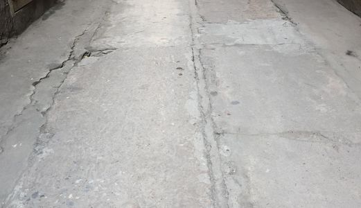 Tôi Cần Bán Nhà 5 Ngõ 20 Trung Văn Nam Từ Liêm - 42M2 - Gần CĐ Xây Dựng Số 1