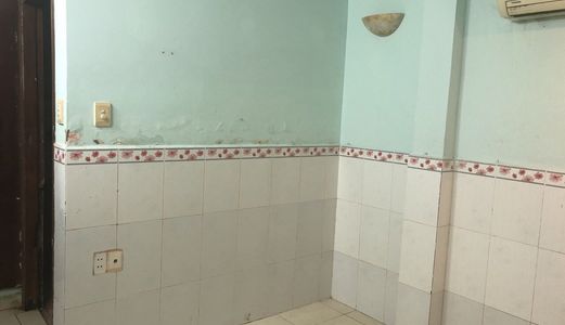 Bán Nhanh Nhà Shr  Hẻm 502 Htp . Dt 3.05X8.3M. 1Tr ,1 Lửng Đúc . Giá 1.88 Tỷ .