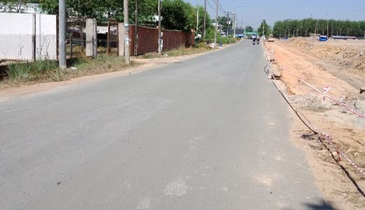 Cần Bán 139M2 - 220 Triệu Đường Nhựa 8M Hiện Hữu