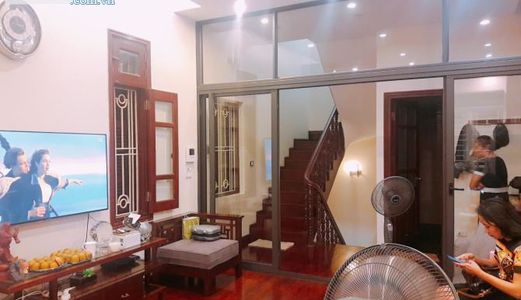 Mới Toanh! Bán Nhà Tây Sơn,Đống Đa, 43M, 5 Tầng, Giá 3.5 Tỷ, Tặng 500 Triệu Nội Thất.
