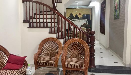 Nhỉnh 7 Tỷ - Nhà Đường Láng - 55M2 - Phân Lô - Ô Tô. Lh 0976425115