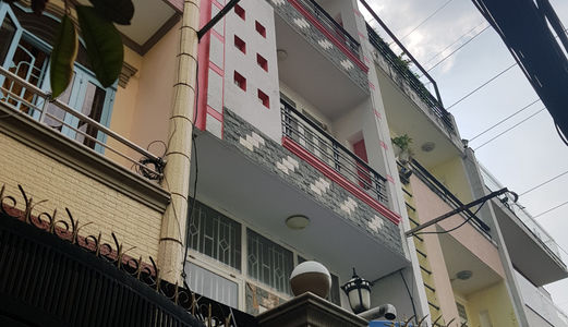 Xuất Cảnh Cần Bán Gấp Nhà 3 Lầu – Hẻm xe hơi - Thích Quảng Đức, Phú Nhuận - Diện tích 4.1X12M - Chỉ 5.9 Tỷ