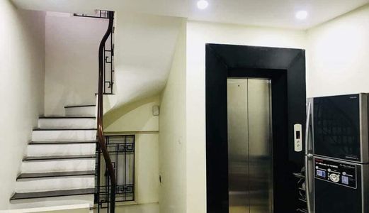 Nhà Phan Đình Phùng, Ba Đình Hai Mặt Ngõ Ô Tô, Có Thang Máy, Kinh Doanh Homestay Cực Đỉnh