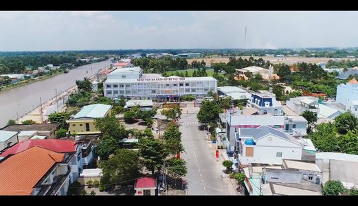 Tiết Lộ Động Trời Về Thu Nhập Hàng Trăm Triệu Đồng Mỗi Tháng Của Dân Môi Giới Bất Động Sản