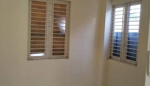 Bán Nhà Cách Mạng Tháng 8, Hẻm Ô Tô, Diện Tích 32M2, Cực Hiếm, Giá 3.3 Tỷ.