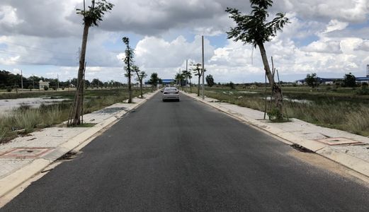 Cần Tiền Bán Lỗ Lô Đất 100M2 Dự Án Acera Thị Trấn Đức Hòa 7Trm2 Dũng : 0938752354