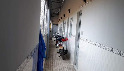 Chính Chủ :chú Tôi Cần Sang Gấp Dãy Trọ Nằm Trên Đường Tỉnh Lộ 10 Xd Năm 2016