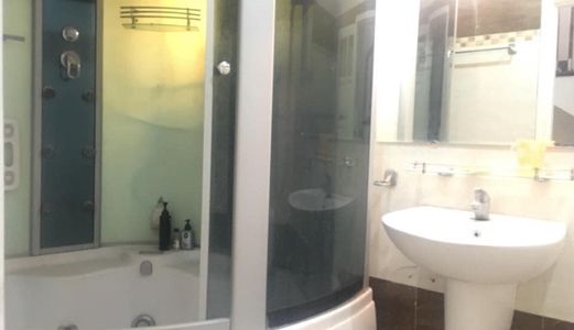 Nhà Siêu Đẹp 5X75M2 Trung Tâm Quận Thanh Xuân, Ô Tô Đỗ Tránh Và Vào Nhà Chỉ 10,5 Tỷ