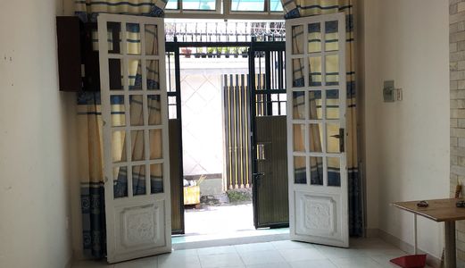 Bán Nhà Gần Phan Xích Long, 2 Lầu Đúc Giá 4.35 Tỷ