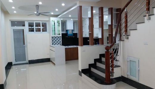 Bán Gấp Nhà Đẹp Giá Rẻ Thịnh Quang, Đống Đa. 43/45M2. 4 Tầng. 3.9 Tỷ