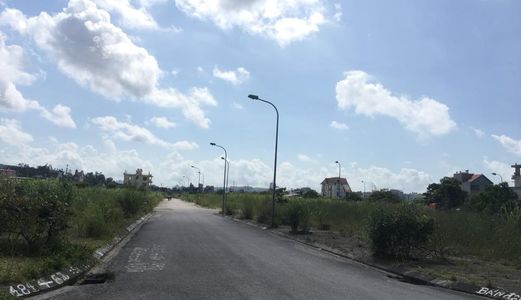 Bán Đất Hk B Lô B8 Trục Đường Thông,225M2 Hướng Tb.sổ Đỏ Chính Chủ Giá Thương Lượng