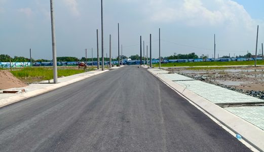 Nhà Có Việc Bán Gấp Đất Thổ Cư Gần Chợ Bình Chánh, Sổ Hồng Riêng, Dt 7X20M, 700 Triệu