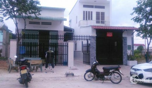 Chính Chủ Cần Vốn Bán Gấp 600M2 Đất + 16 Phòng Trọ Trong Khu Đô Thị Mới Bình Dương Chỉ 620 Triệu