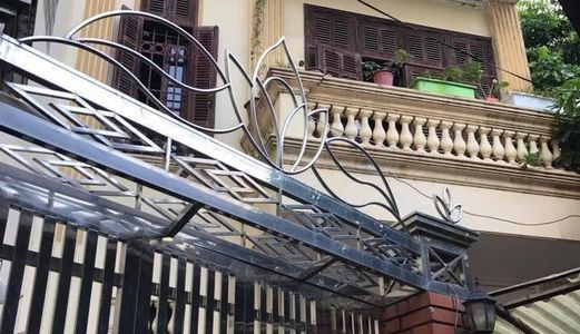  Siêu Phẩm Nhà Đẹp 75M2 Ô Tô Đỗ Cửa Kinh Doanh Cao Chỉ 10.5 Tỷ Lạc Long Quân