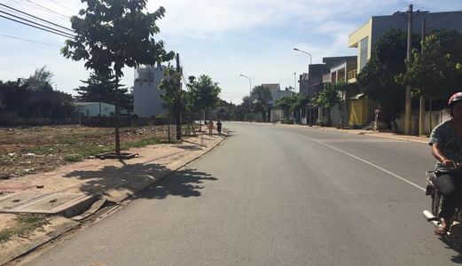 Tôi Cần Sang Gấp Lô Đất Mặt tiền Lê Lợi Hóc Môn - Sổ hồng riêng - Giá Chỉ 579 Triệu - Lh 0961896033