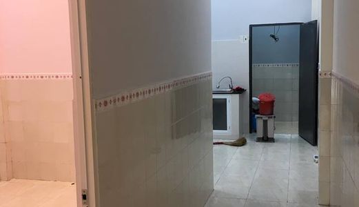 Bán Nhà Đường 8D Nhà Còn Mới Đẹp Bình Trị Đông B, Bình Tân, 4x18M, 1 Tấm, Giá 5.7 Tỷ