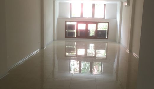 Cho Thuê Văn Phòng 40M2 Mặt Phố Nguyễn Văn Huyên, Cầu Giấy, Hà Nội