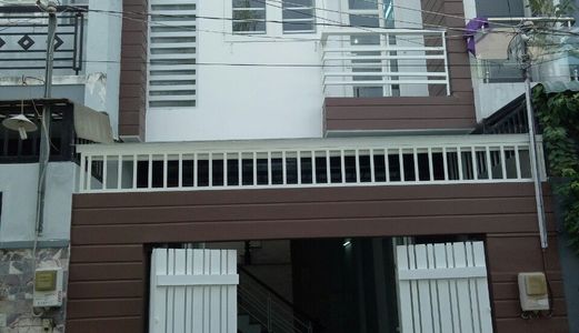 Bán Nhà Hẻm xe hơi 71 Đào Tông Nguyên. Diện tích 4x14M. 1 Trệt, 1 Lầu, 2 Phòng ngủ. Tặng Nội thất. Giá 2.85 Tỷ.