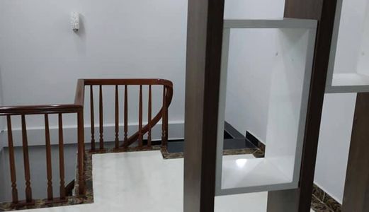 Siêu Phẩm Giá Rẻ, Nhà Đường Trương Định, 43M2, 5 Tầng Ngõ 3M - Chỉ 3.75 Tỷ