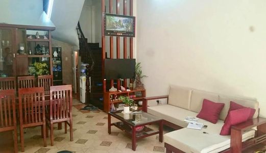 Nhà Đẹp 6 Tầng Phố Hào Nam, Oto, Kinh Doanh, Vị Trí Đẹp.