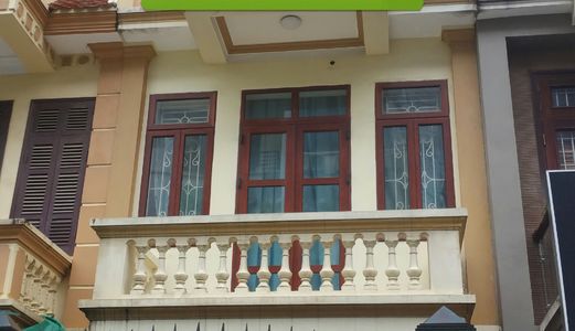 Cần Bán Nhà Mặt Phố Mai Dịch Giá Rẻ