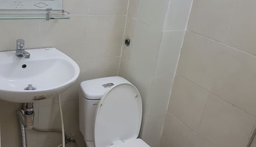Bán Nhà Shr . Hẻm 1056 Htp . Dt 3.2X13M. 1Tr,1 Lửng ,2Pn,2Wc . Giá 2.25 Tỷ .