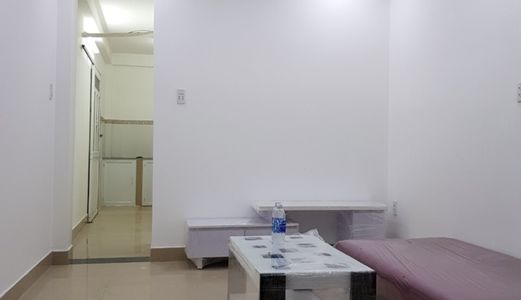 Bán Nhà Shr . Hẻm 1056 Htp . Dt 3.2X13M. 1Tr,1 Lửng ,2Pn,2Wc . Giá 2.25 Tỷ .