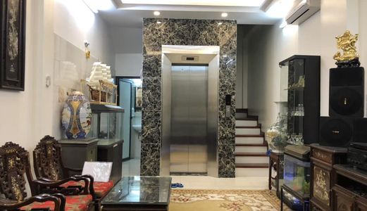 Quá Đẳng Cấp, Có Thang Máy, Bán Nhà Đê La Thành, 41M2, 6 Tầng, 4.6 Tỷ.