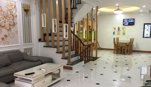 Hot Nóng Bỏng Tay Thái Thịnh. Diện Tích 52M2 x 4 Tầng. Ô Tô Đỗ Cửa. Giá 7.1 Tỷ