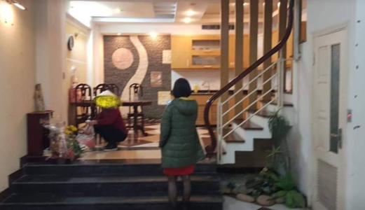 Bán Gấp Nhà Hào Nam, 40M2 Giá Chỉ 4 Tỷ.