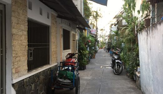 Nhà Hẻm Xe Hơi 4 X 14.5 Hai Bà Trưng Quận 1 Vài Bước Chân.