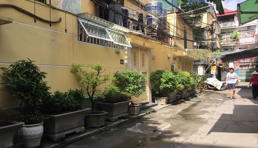 Bán Căn Hộ Tập Thể Tầng 1 Dãy B7 Khu Vĩnh Hồ, Phố Thái Thịnh