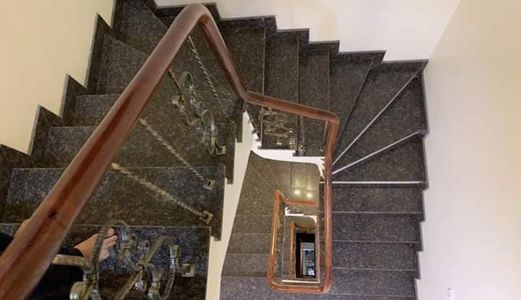 Phân Lô Cực Đẹp Trần Quốc Hoàn, Cầu Giấy, 2 Thoáng, 70M2, Mt Hơn 5M  