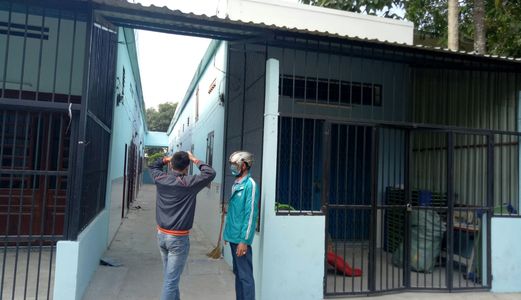 Nhà Phố 1Trệt 1 Lầu + 4 Phòng Trọ Ngay Cổng Khu Công Nghiệp, Sổ Hồng Hoàn Công, Giá 1,2 Tỷ/căn.Lh Ngay 0946564261