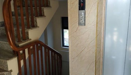 Gấp Mặt Phố Cổ Linh, Long Biên 35M*6 Tầng, Kinh Doanh Đỉnh, Thang Máy, Vỉa Hè 4M, Chỉ 8 Tỷ